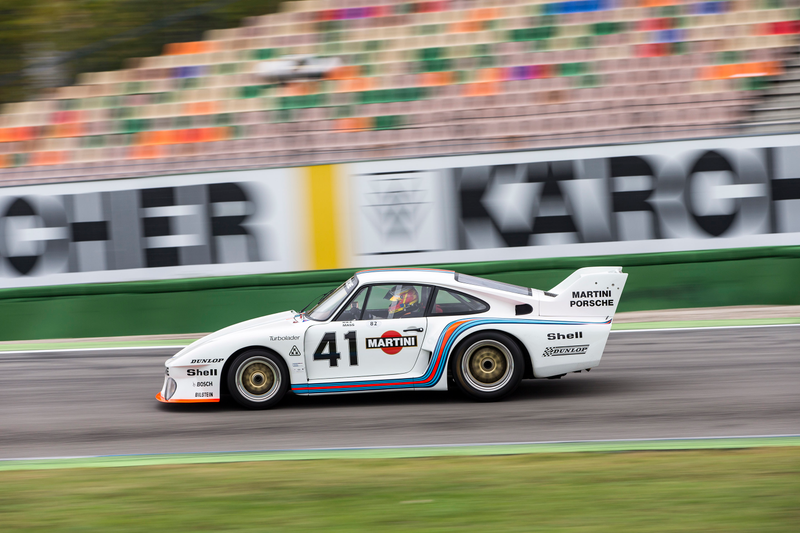 Illustration for article titled Here Are Some Classic Le Mans Porsche Wallpapers, You're Welcome!